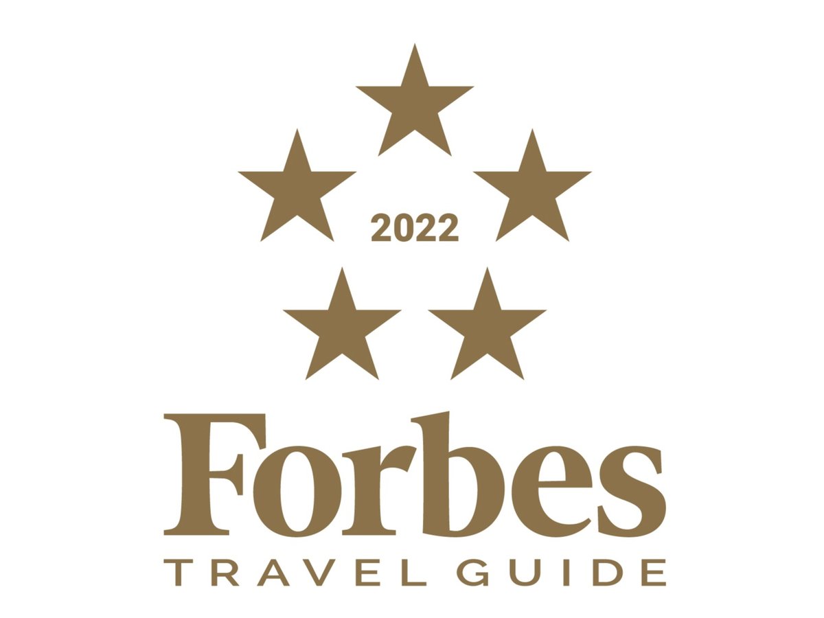 Forbes Travel Guide2022