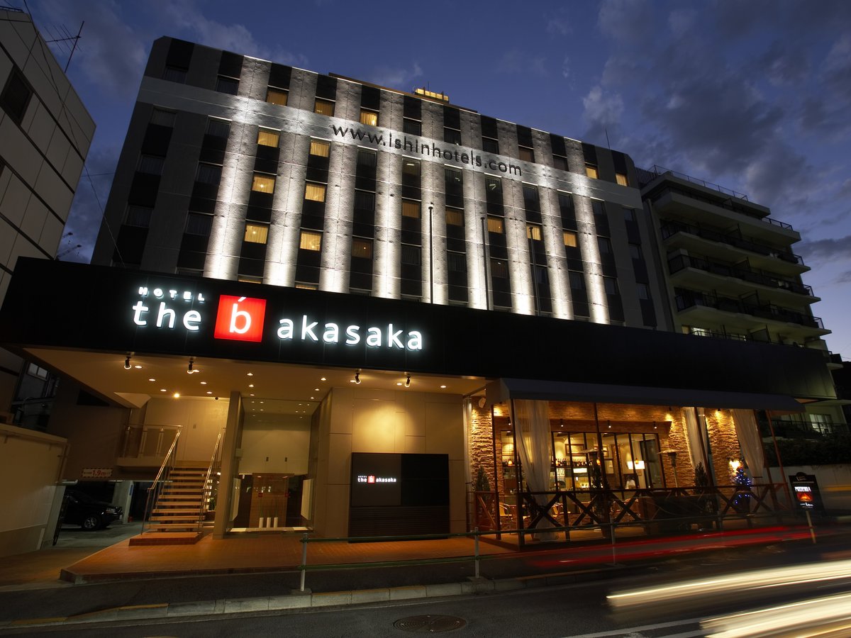 the b akasaka