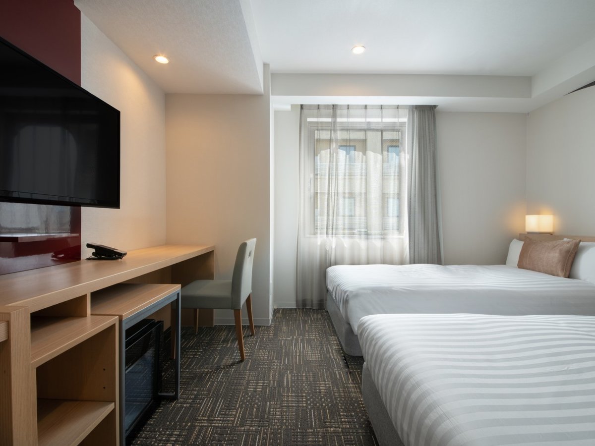 モデレートツイン