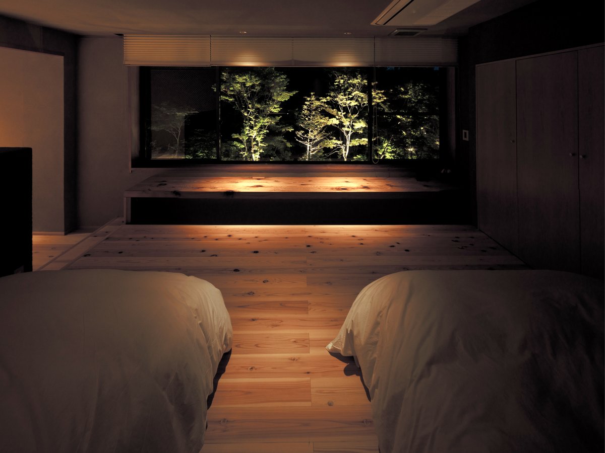 木と土壁の客室【沢乙sawaoto】伝統美溢れる癒しの空間
