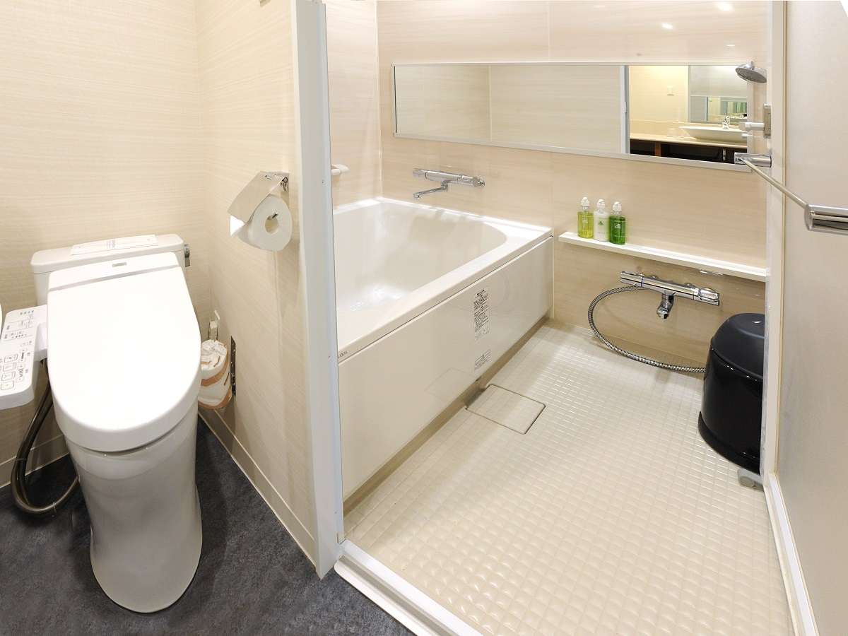 バスルーム｜バスとトイレ別の独立型となります。