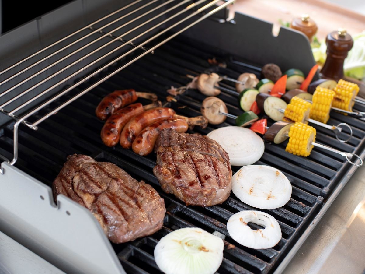 オリジナルBBQ 4名様分本場ウェーバー社のガスグリルでお楽しみいただけます。