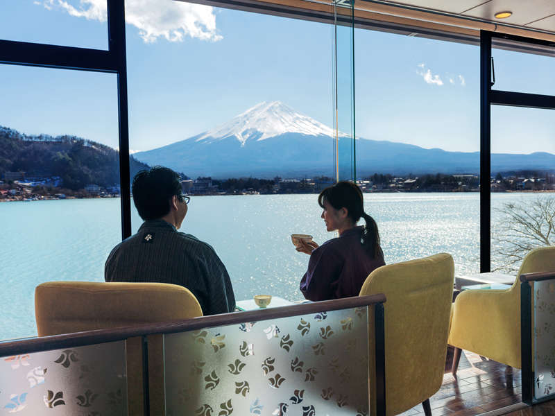 お茶をしながら富士山