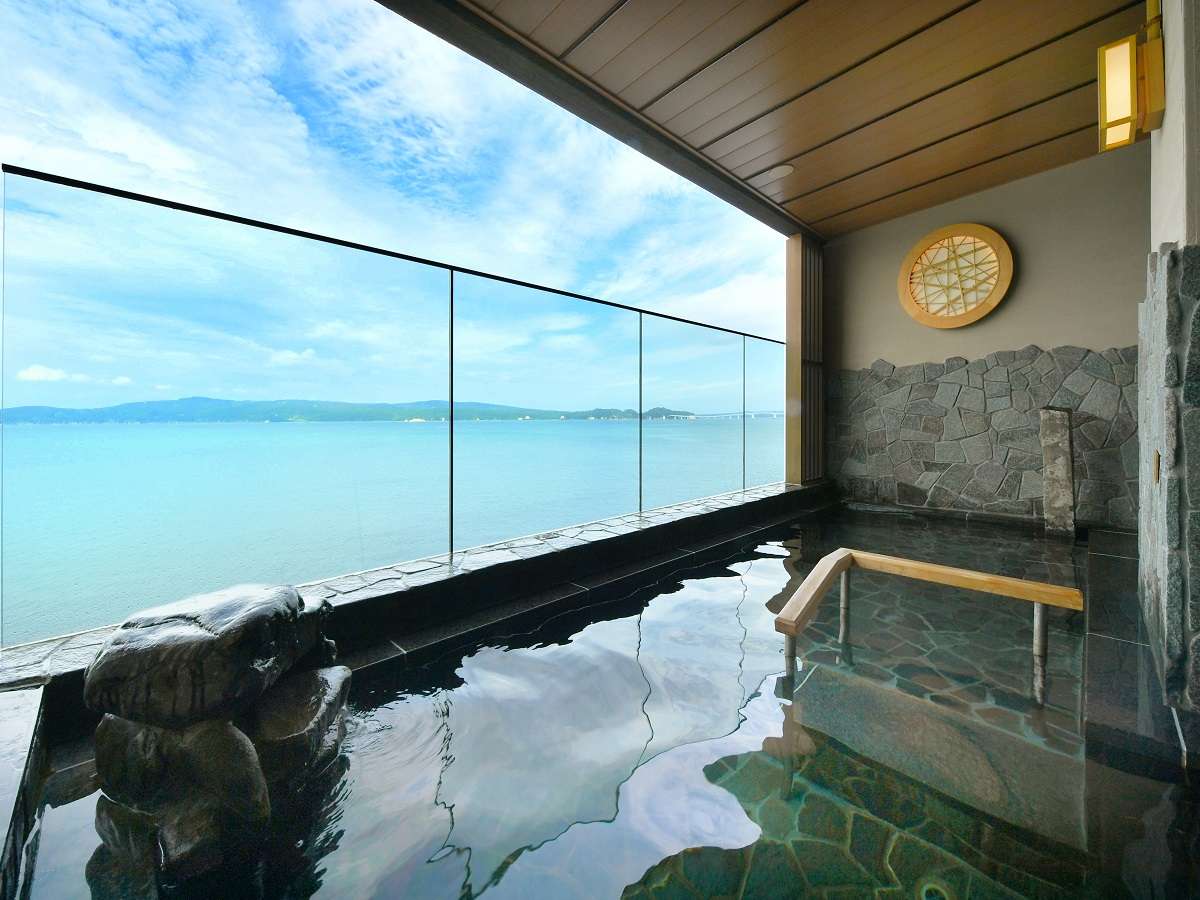 【大湯処】露天風呂からは雄大な七尾湾を眺めながらの湯浴みをお愉しみ下さいませ（イメージ）