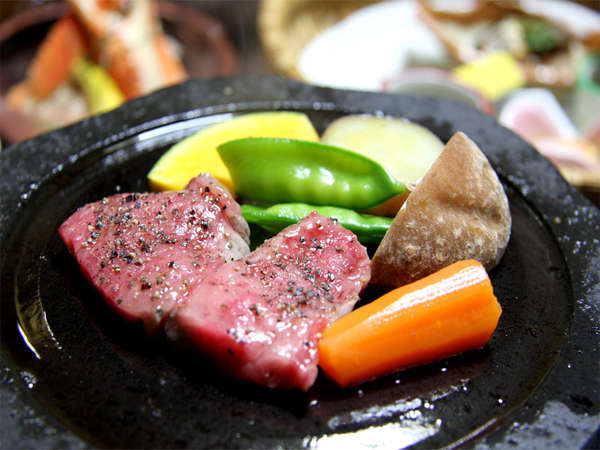 ランクAの特上能登牛!ジューシーで間違いなしの美味しさ♪(一例)