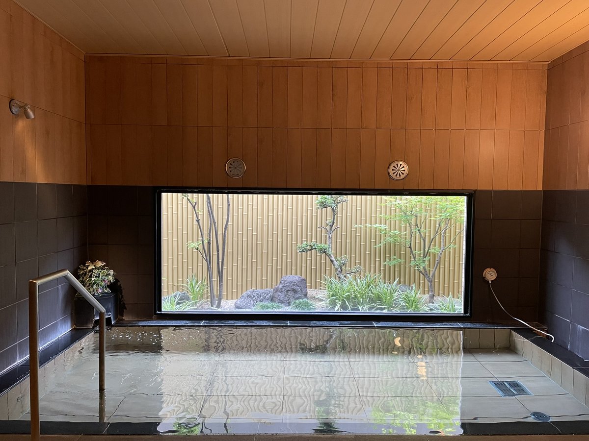 ◆ラジウム人工温泉大浴場:ご宿泊の皆様にご利用いただけます。