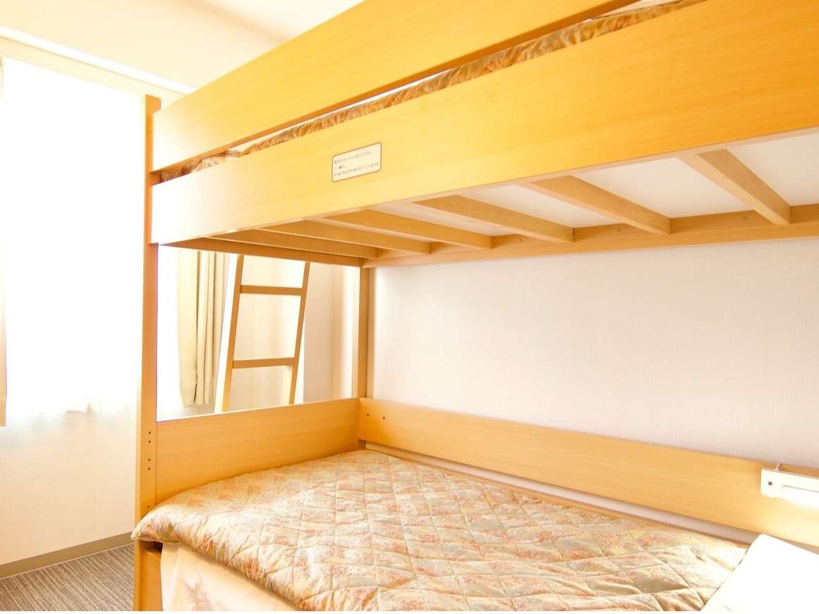 【2段ベッドルーム】ベッドサイズ：103×195（cm）　