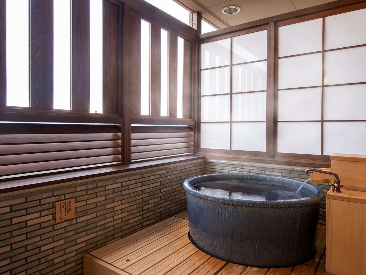 御宿 敷島館 本館客室露天風呂