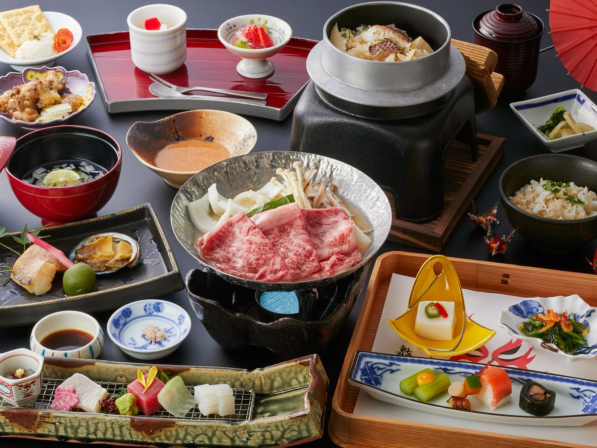 御宿 敷島館の夕食会席料理