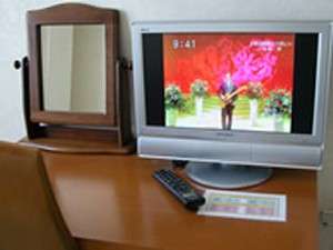 テレビは、BS対応・地上デジタル対応の新型テレビを設置しております