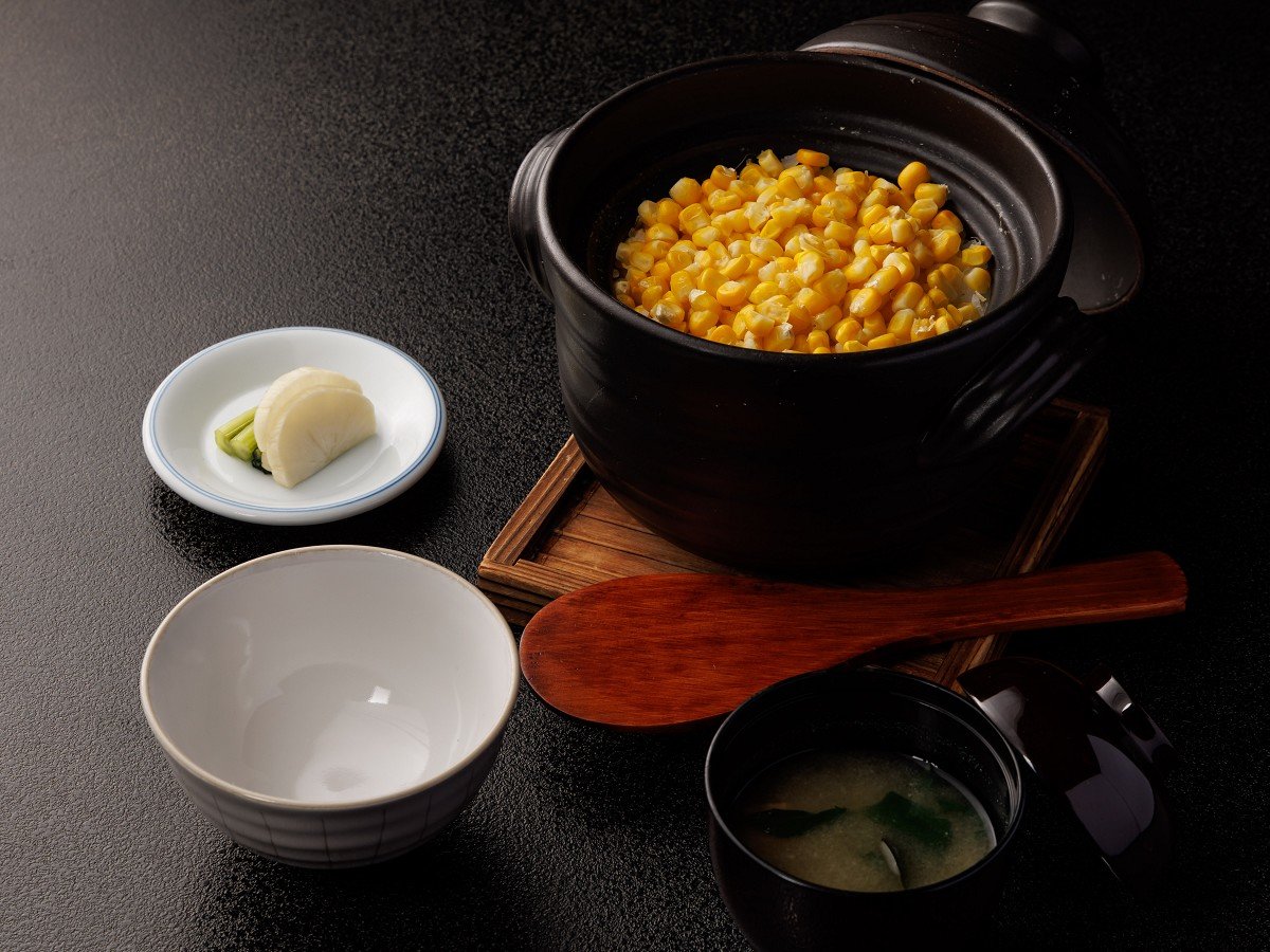 餐饮