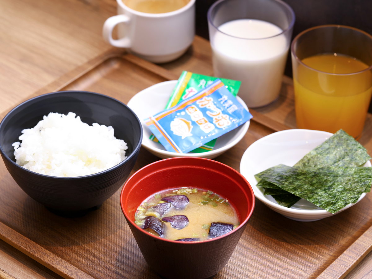 餐饮