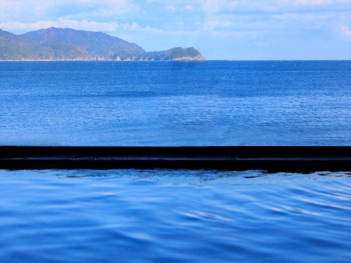 オーシャンビューの大浴場「花の湯」女湯