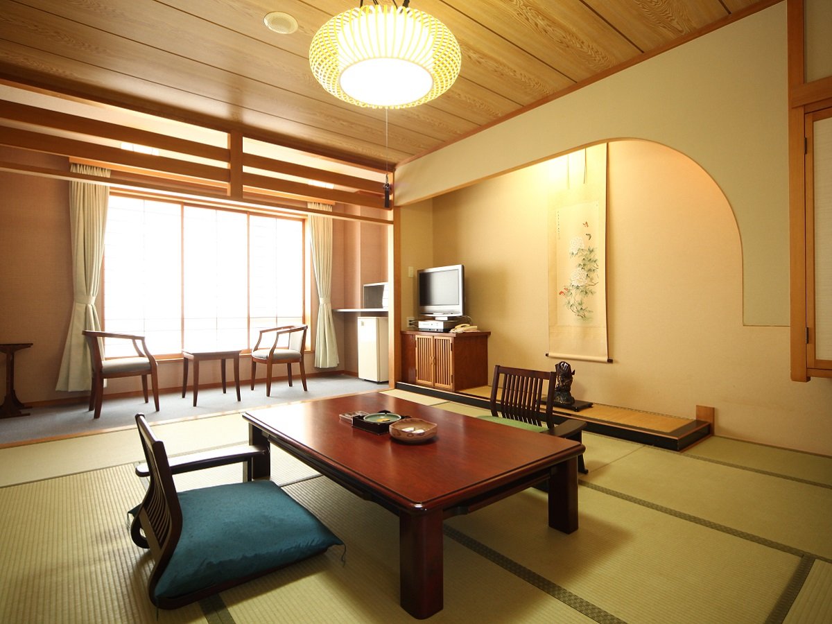 和室の一例。ゆったりと寛げる純和風のお部屋。