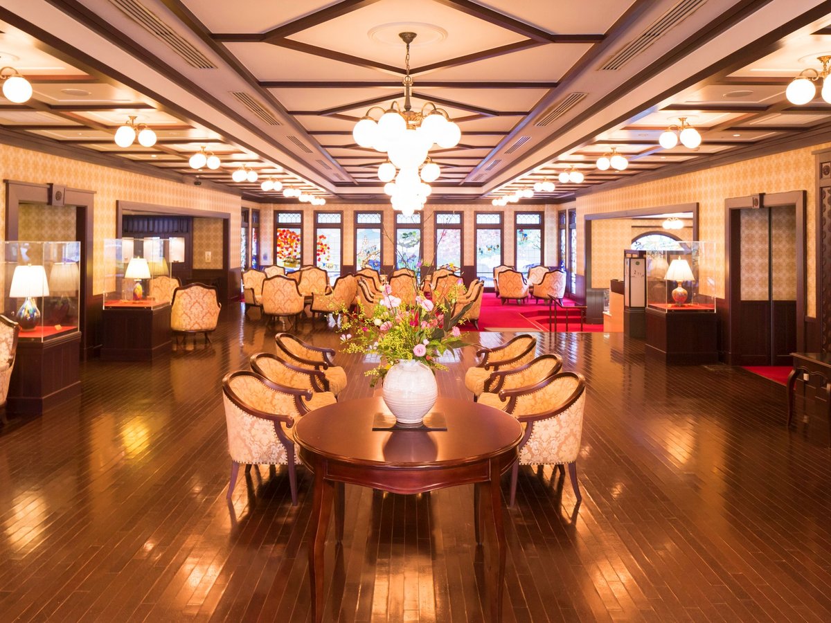 Kanazawa Hakuchoro Hotel