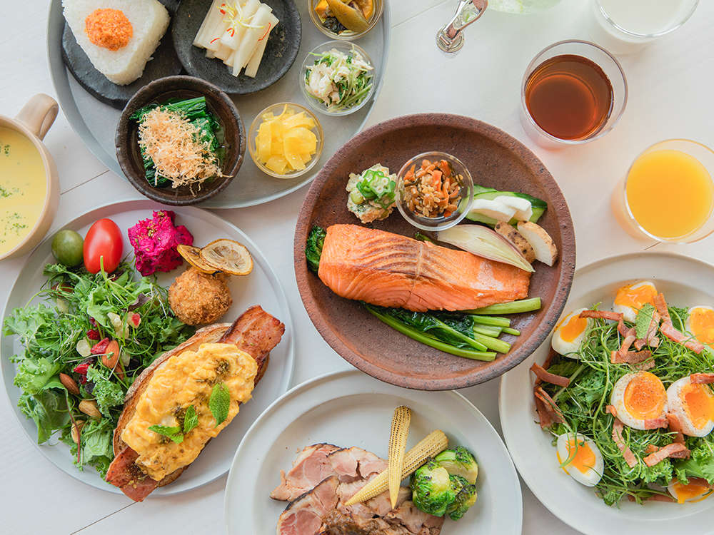 【朝食】3階レストラン・朝食内容…和・洋にこだわらず、その日の気分や体調に合わせて選べるビュッフェ。