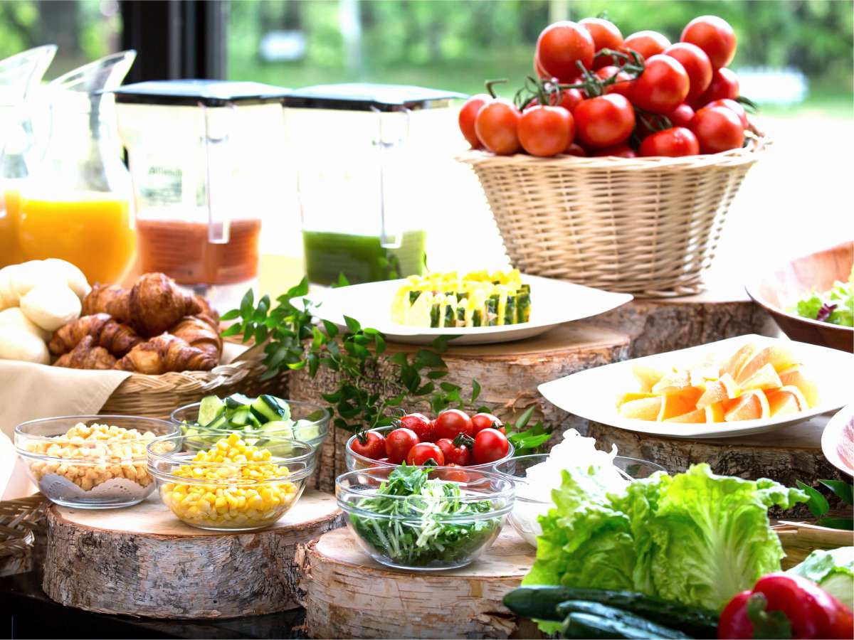 安曇野新鮮野菜が中心の健康をテーマにした朝食バイキング