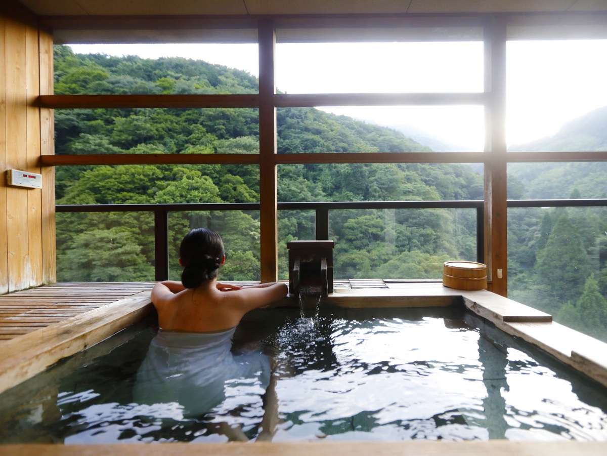 【聚楽第露付12+8】眺めの良い客室露天風呂にてプライベートな湯浴みをお愉しみください