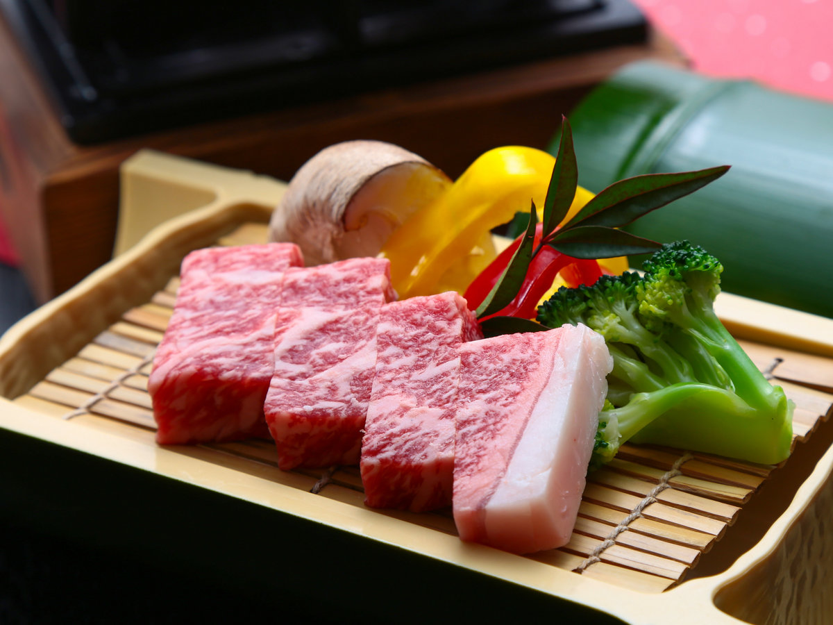 餐飲