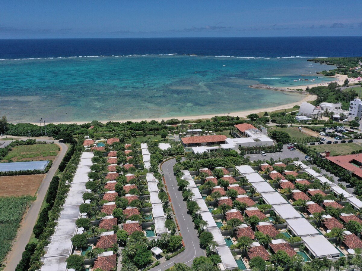 ジ・ウザテラス ビーチクラブヴィラズ