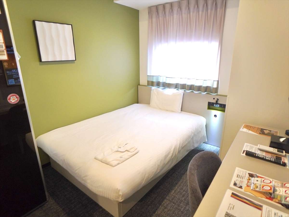 �f���b�N�X�V���O�����[���։��y13�u�z�Z�~�_�u���x�b�h�i��140cm�~����195cm�j