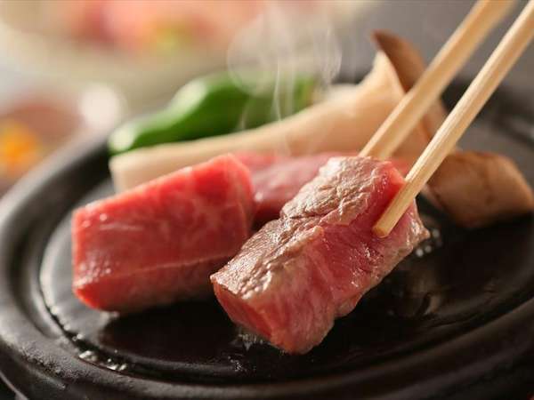 信州プレミアム牛肉は、厳密な生産履歴の管理と、長野県独自のおいしさ基準を設けて認定された牛肉です。