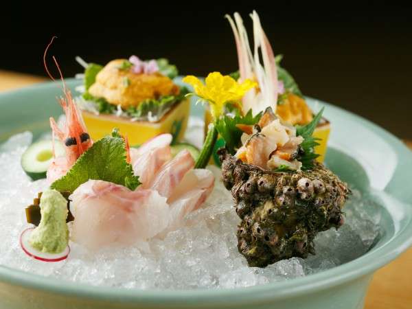 ■料理■新鮮な日本海産直送の魚介類をお刺身で♪