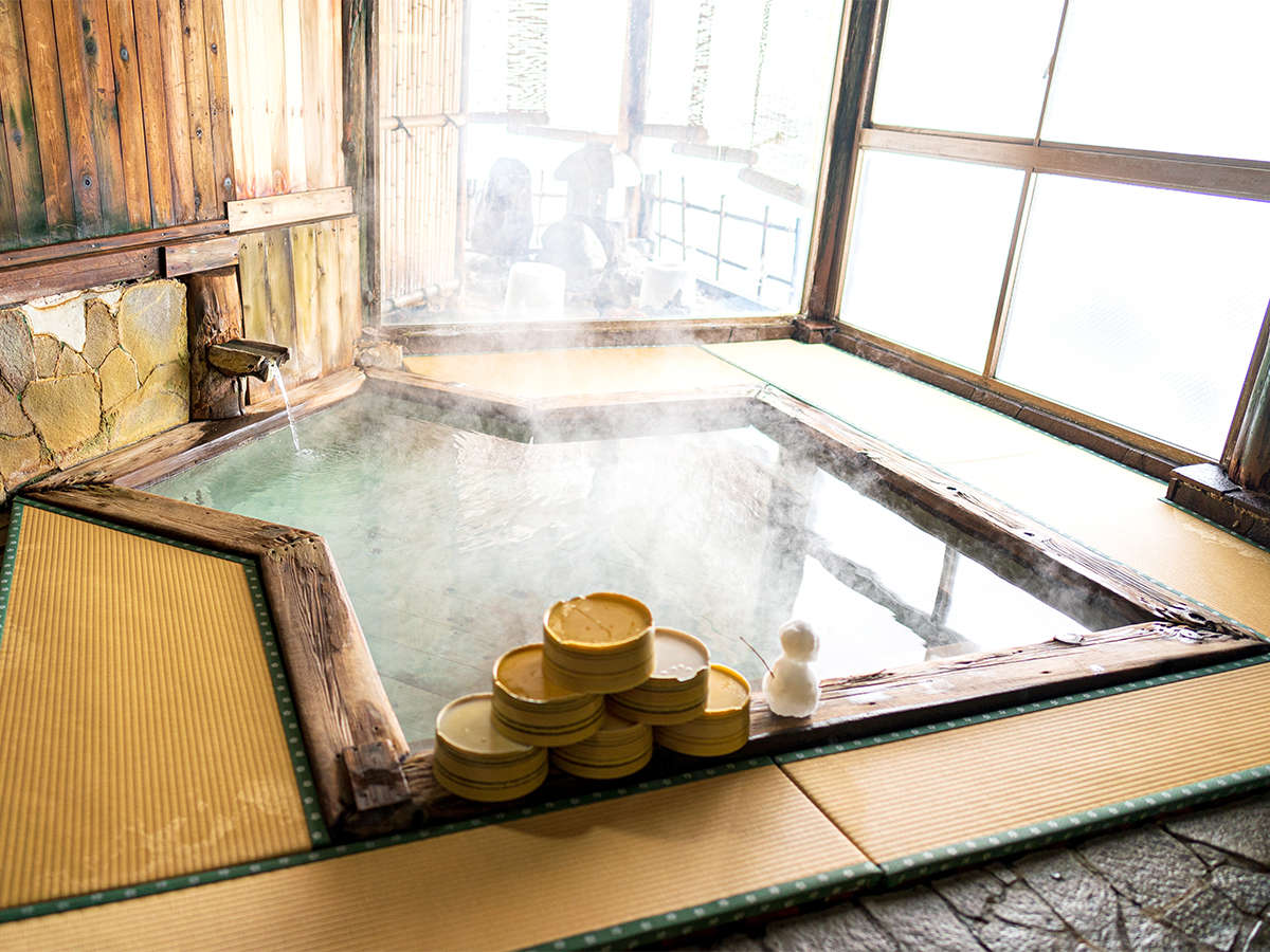 ・【温泉】津軽の温泉ならでは！畳で寝そべりながら湯を満喫♪
