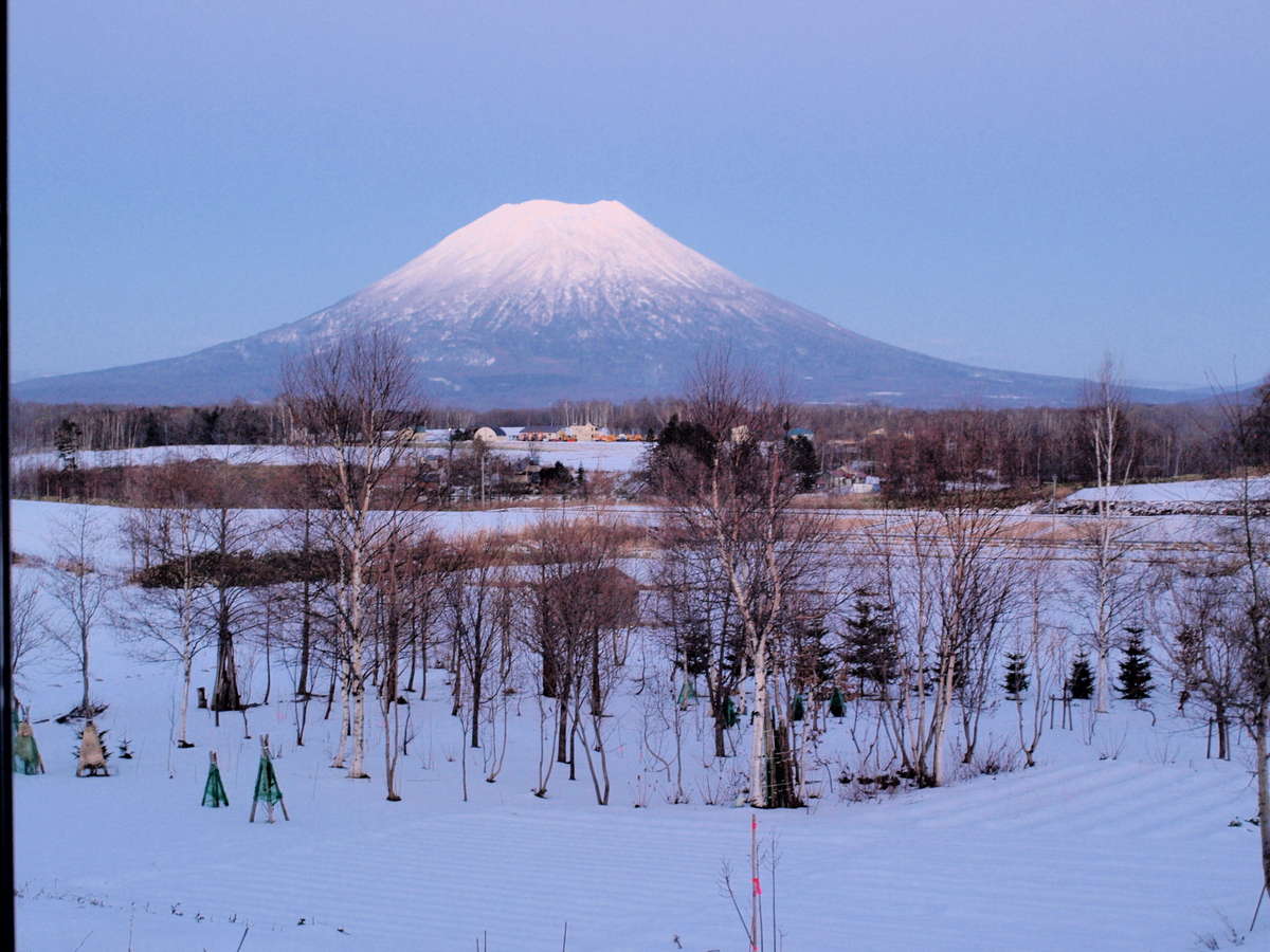 Yotei View Cottage In Niseko Villa Rooms Rates Niseko