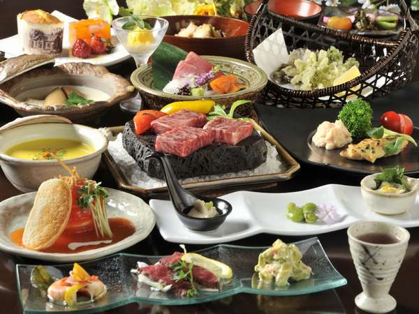 季節の創作料理一例。旬の素材、那須の地場食材を生かした献立は、どれも料理長の自信作！