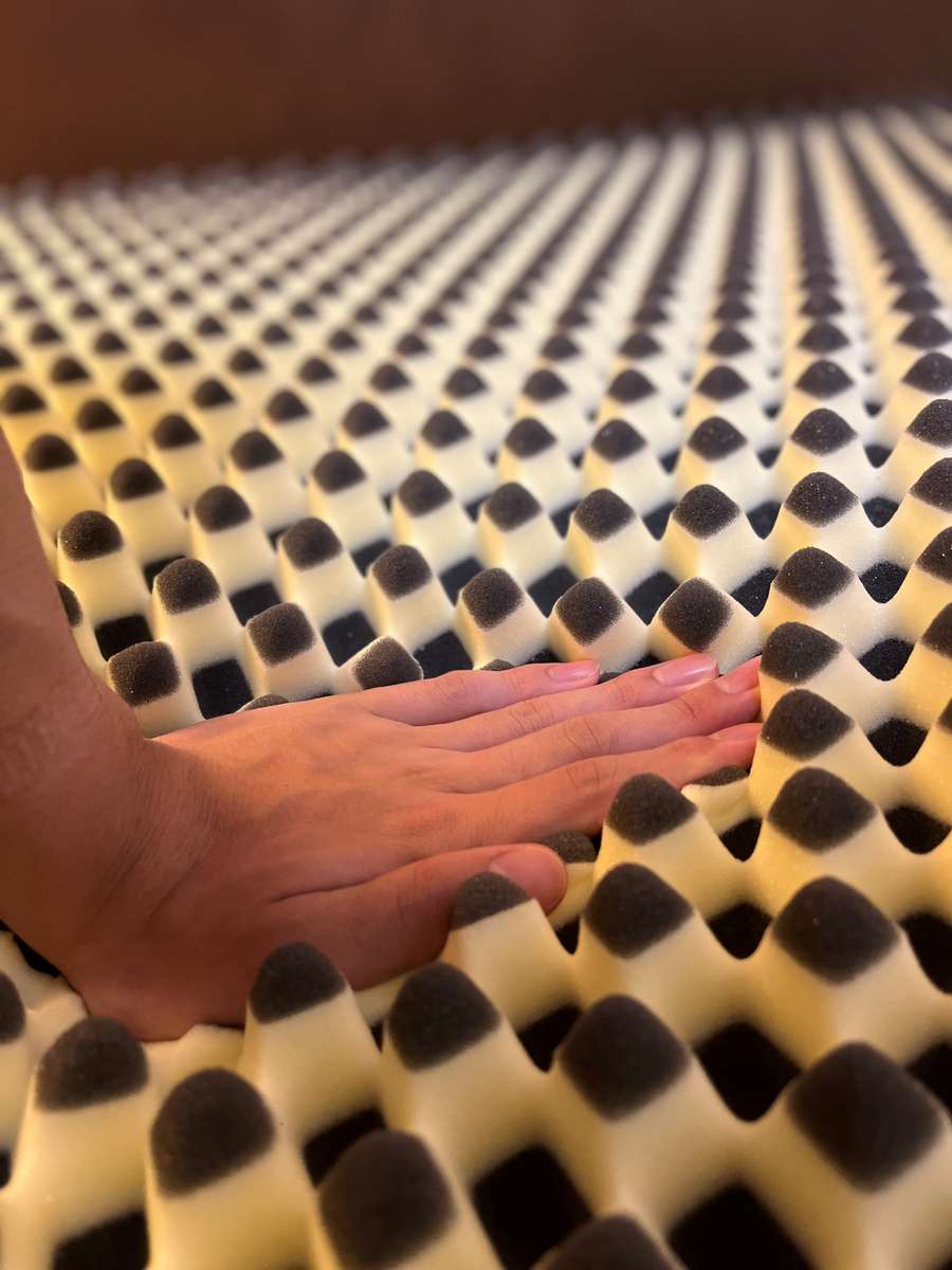 テンパシーマットはルートイングループと西川リビングが共同開発したマットです。全客室に設置。