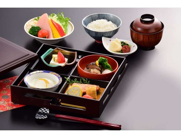朝食