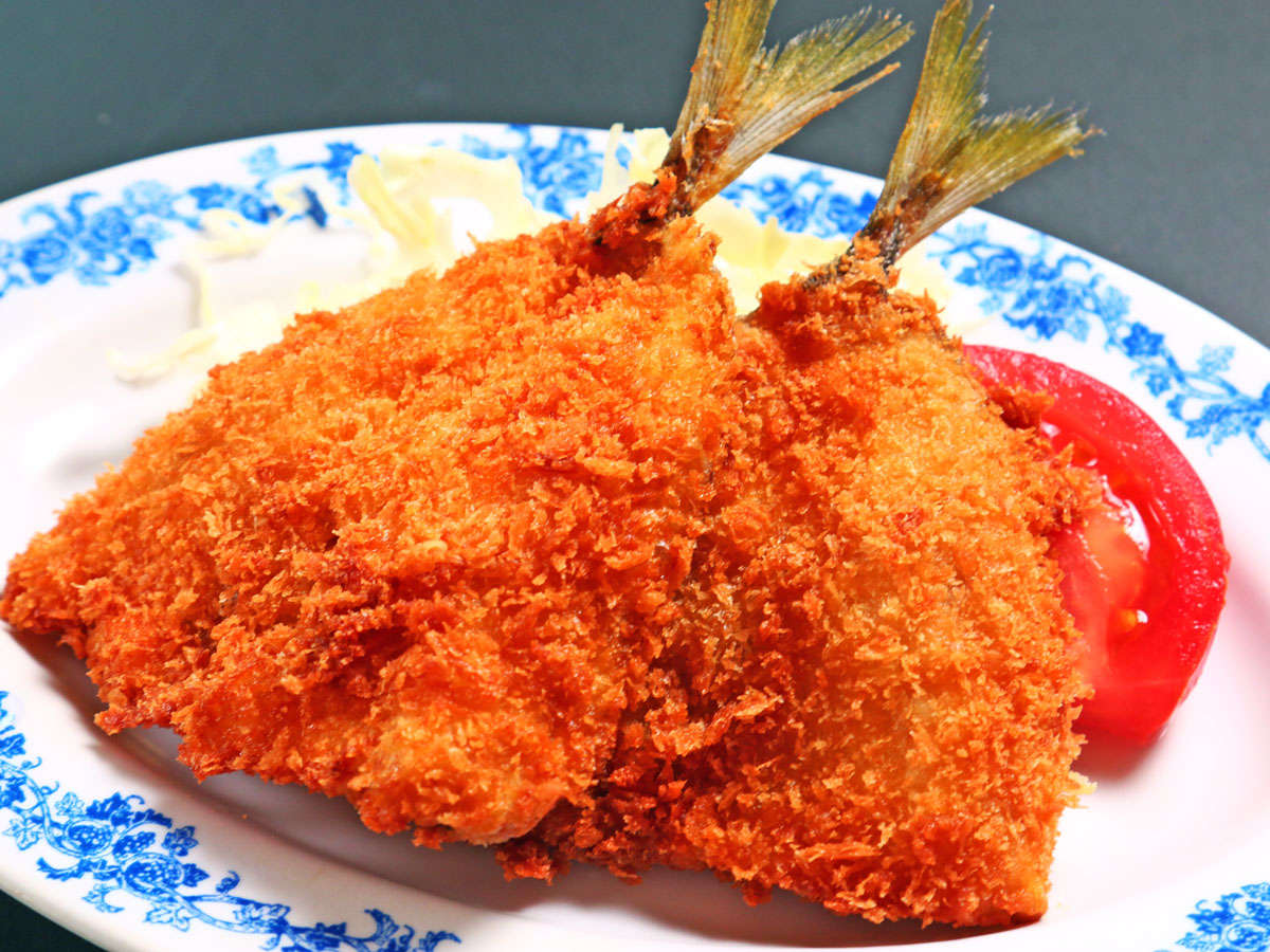 お食事例 肉厚な新鮮なアジフライは立派なごちそうです。