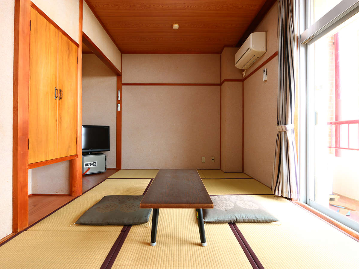 【お部屋】和室6畳　シンプルなお部屋です