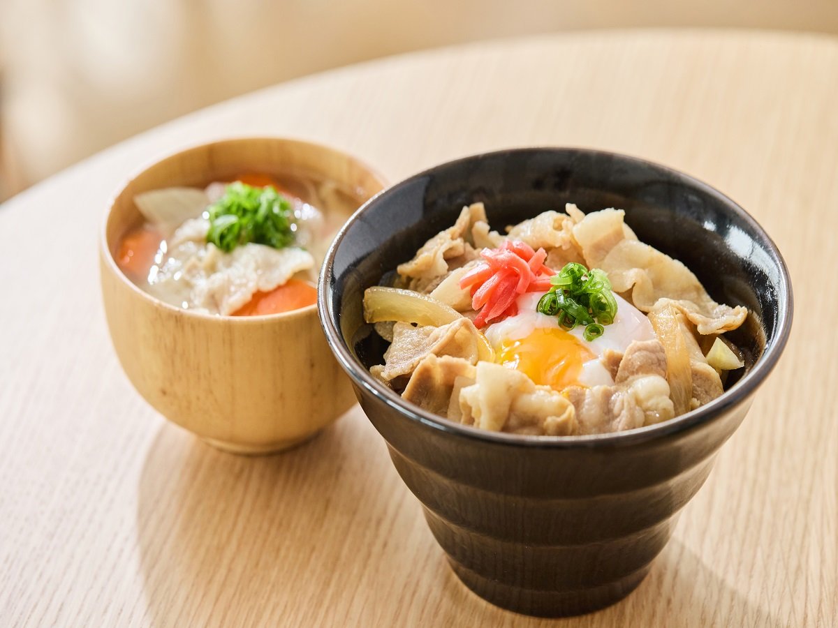 餐飲