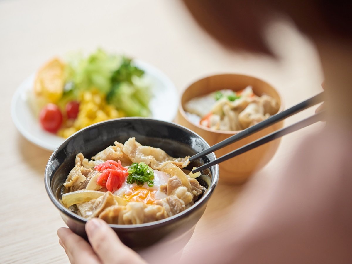 餐飲