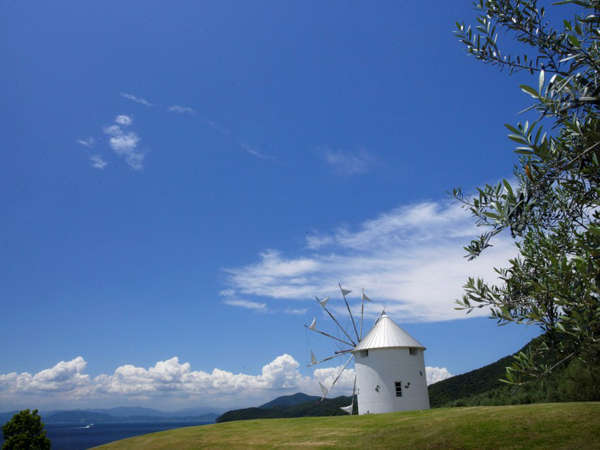 【オリーブの丘】ギリシャ風車