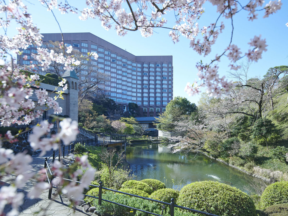 春の桜とホテル椿山荘東京