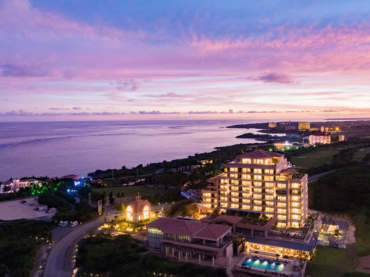 【鳥瞰】海と空と大地、移りゆく景色の調和”をコンセプトとした海に近い高層ホテル