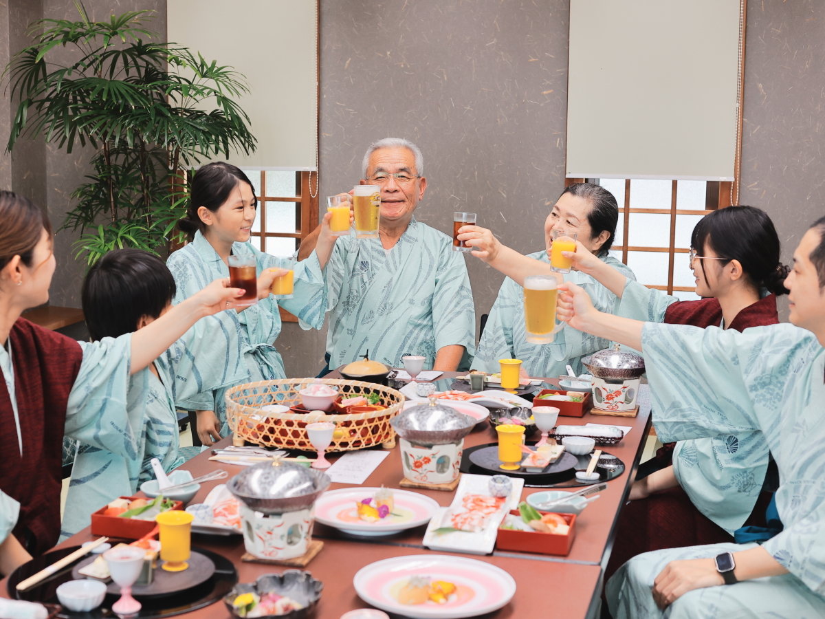 餐飲