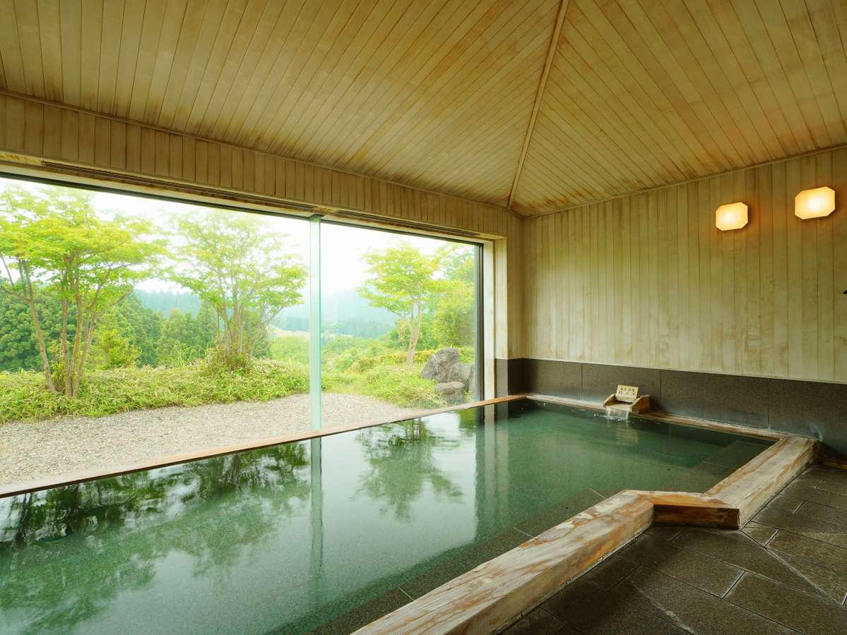 霧生温泉「雅の湯」大浴場