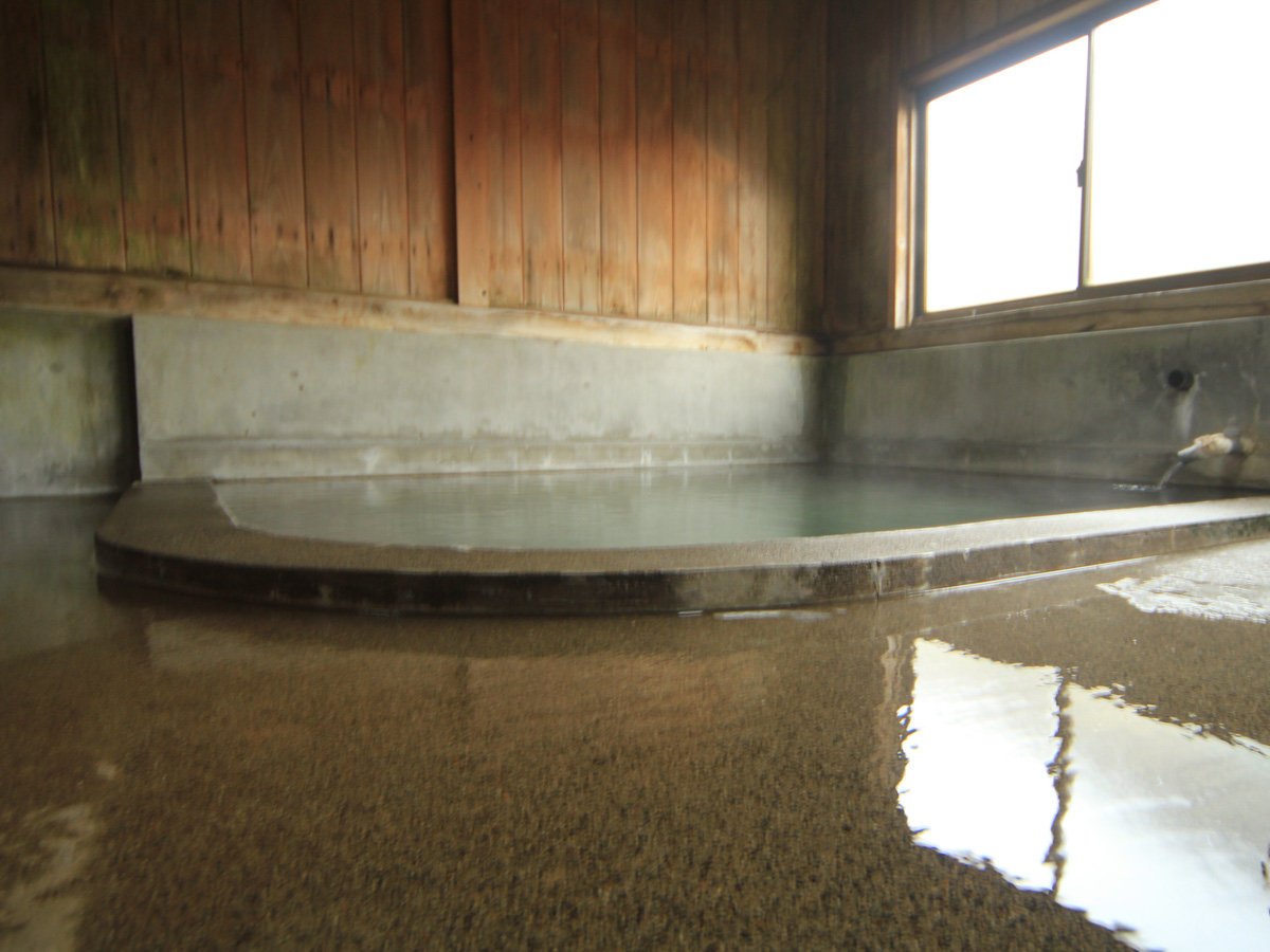 天然100％温泉　共同浴場　弘法の湯