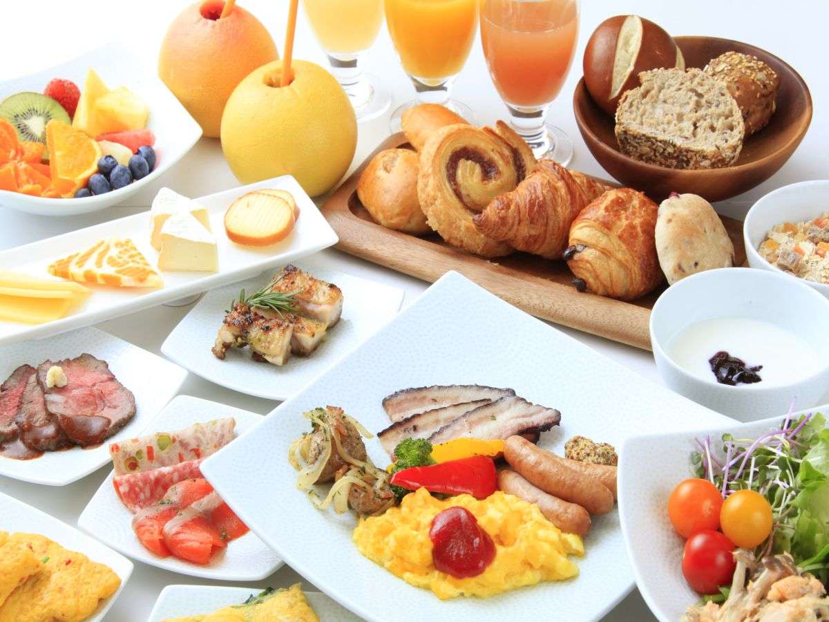 朝から大満足の朝食で贅沢な時間をお過ごしください♪　※提供内容は季節によって異なることがございます。
