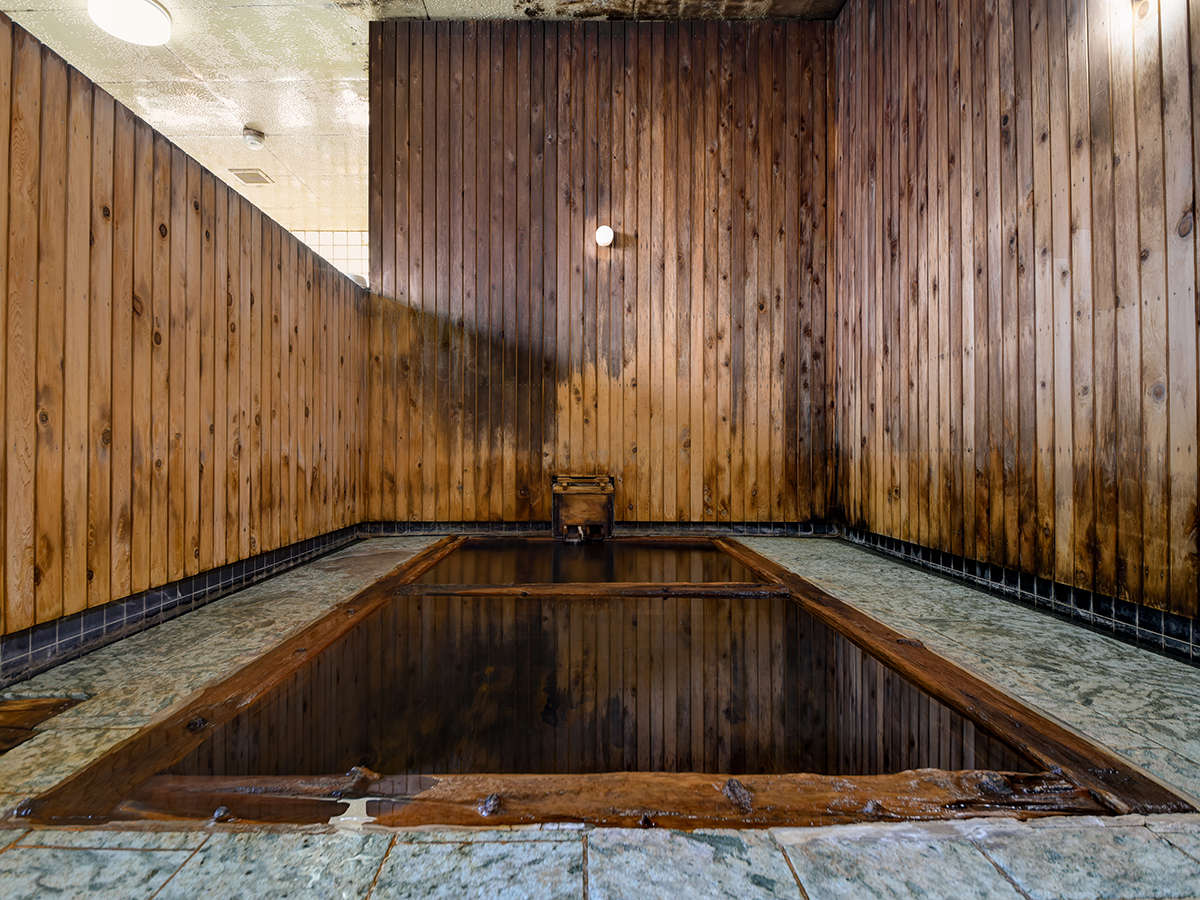 *【御湯殿～ひば浴槽～】当館いちおし、江戸時代からの歴史をもつヒバ造りの風呂