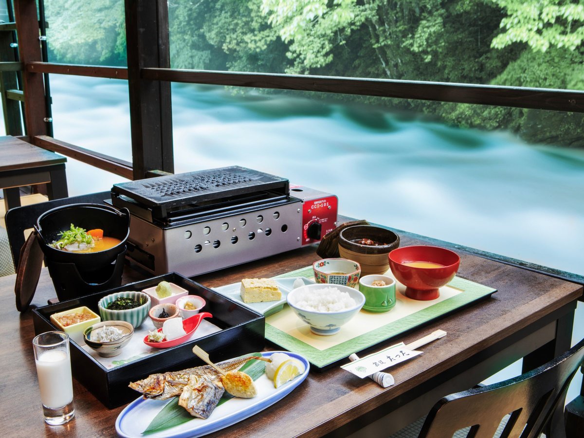 餐飲