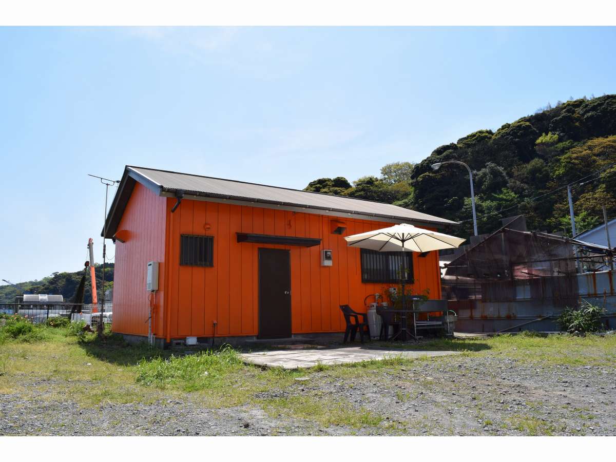 �Q�X�g�n�E�X��