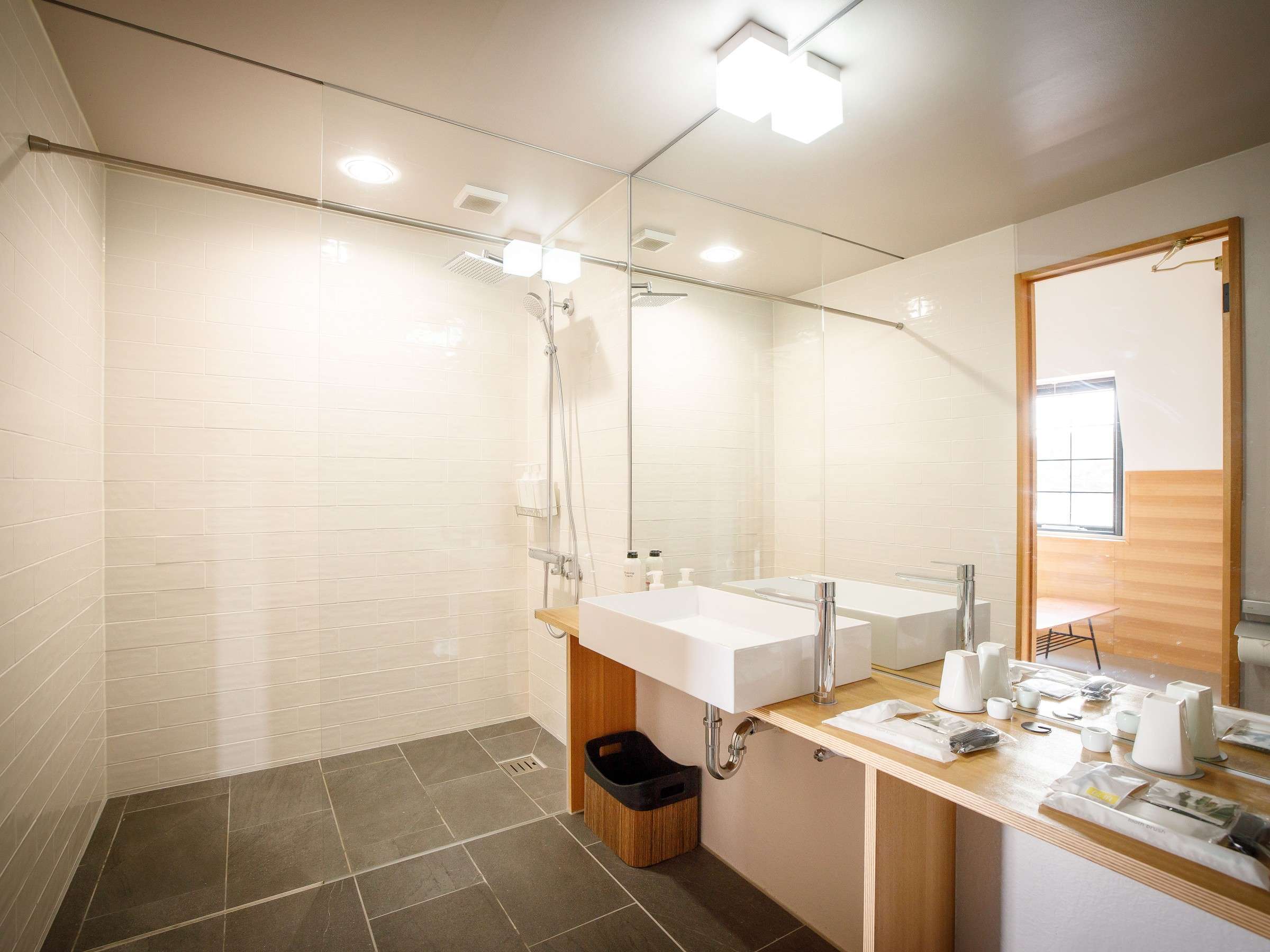 yOWA[cCz̑͏_炩Ȍ܂B