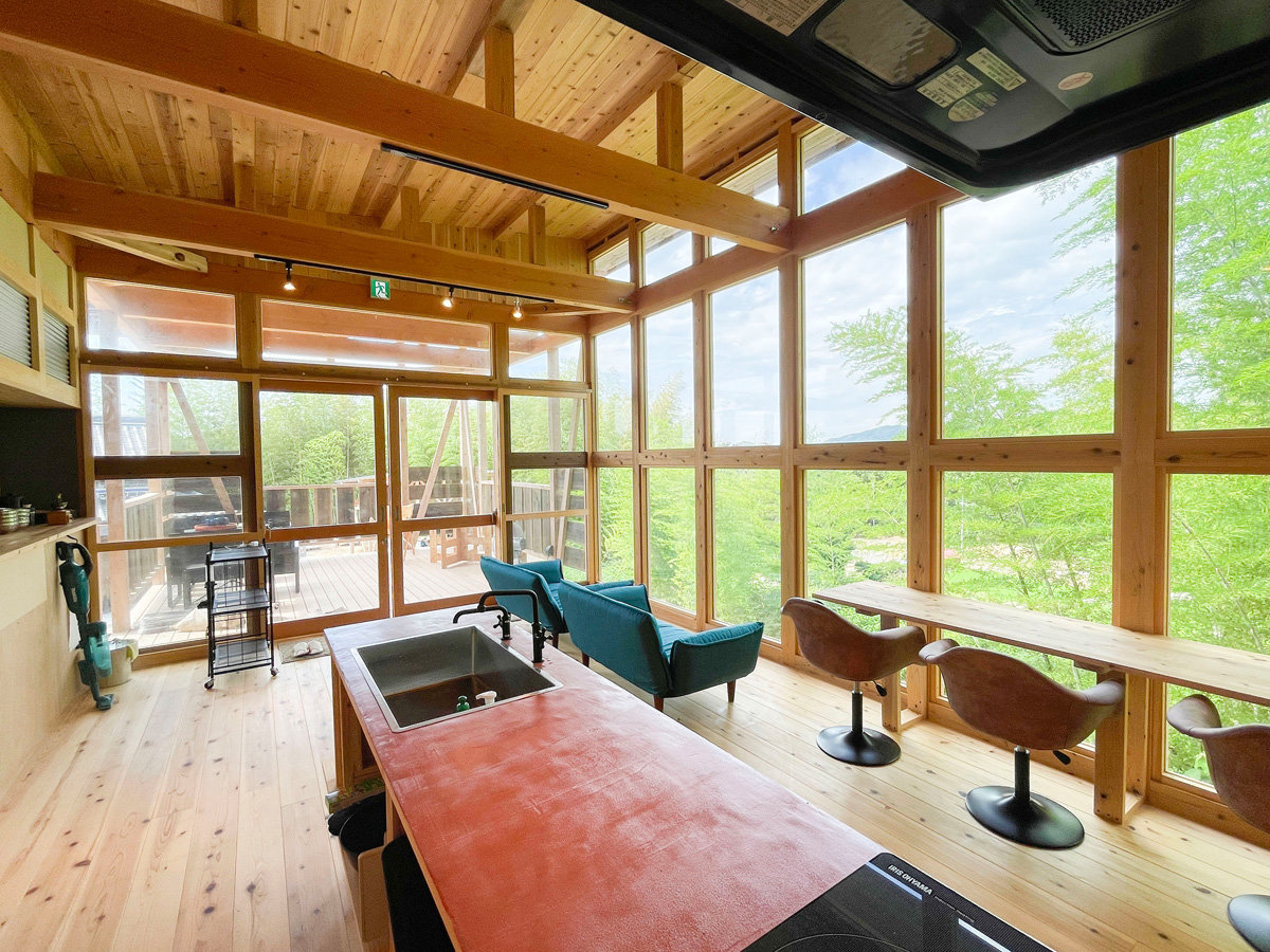 �E�y���r���O�z�_�炩�ȓ��̌����������ރK���X����̂������ł��B