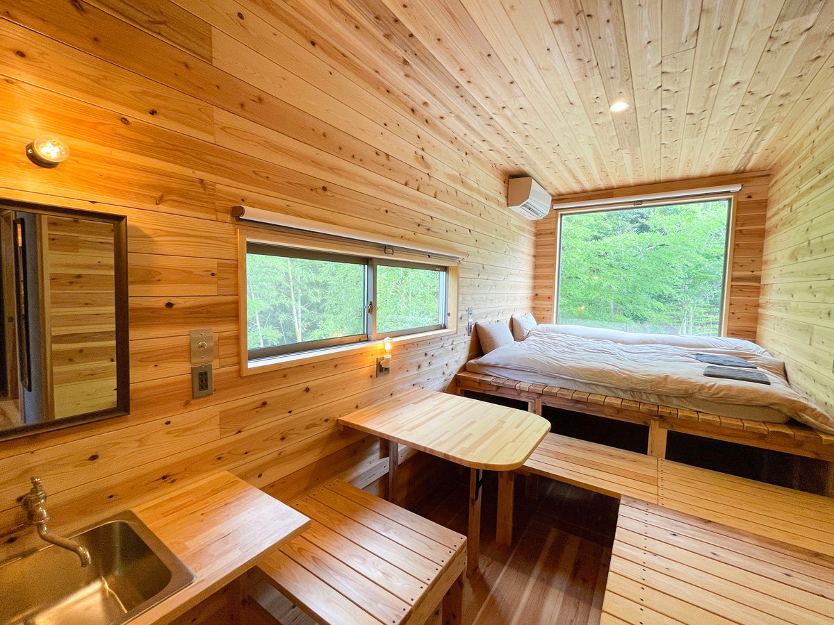 �E�y�q���z�x�b�h�e�̑傫�ȑ����猩����L���Ȏ��R�ɖ�����邱�ƊԈႢ�Ȃ��I