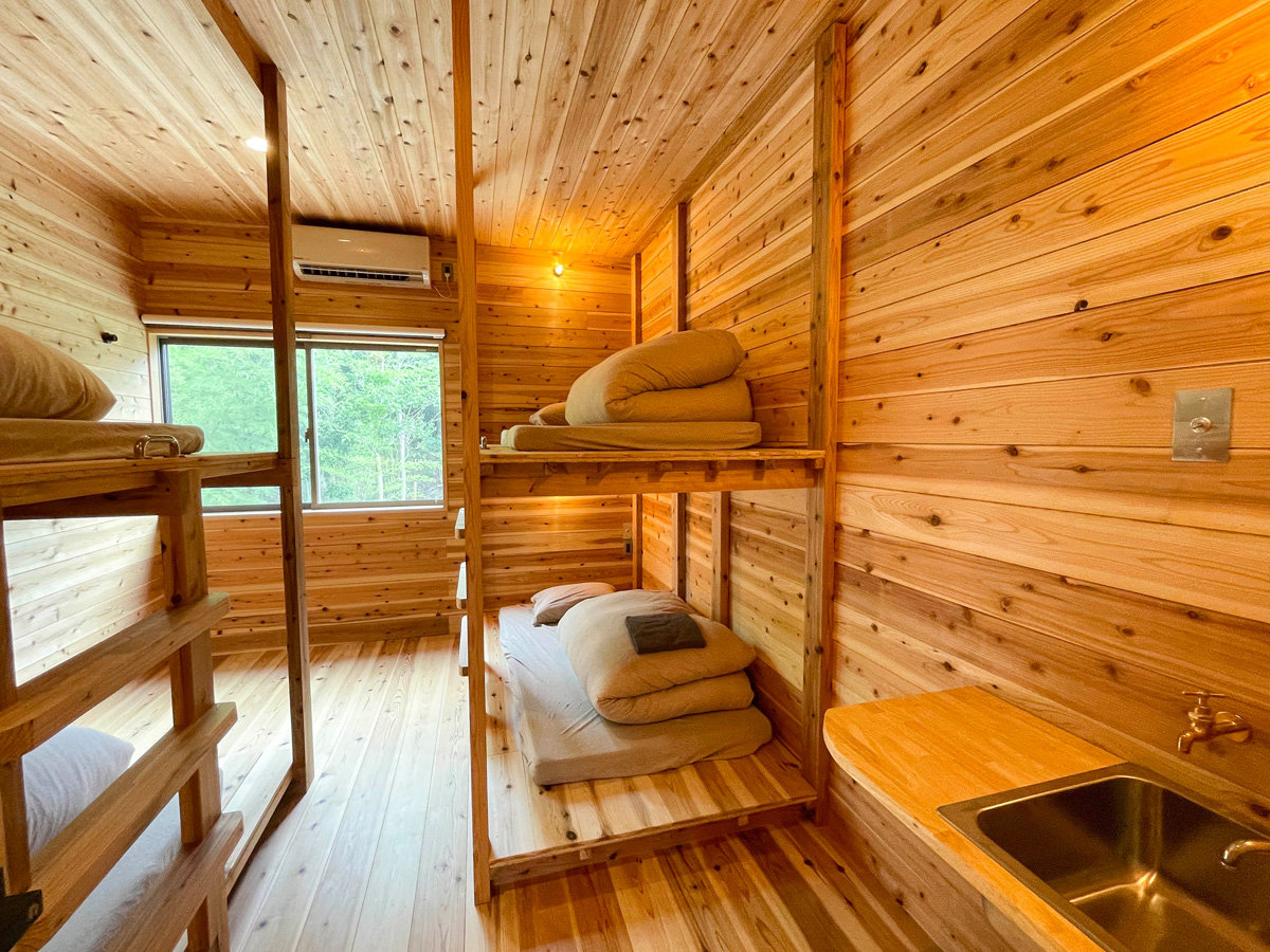 �E�y�q���z��i�x�b�h�̂����������p�ӁB��l���ł̑؍݂ȂǗl�X�ȃV�[���ł����p���������܂��B